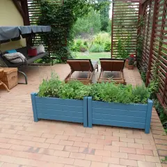 Bezpieczne mocowanie doniczek do parapetu. Sprawdzone sposoby, które nie zniszczą okna