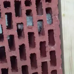 Mocne kotwy do porothermu: uniknij wpadek przy montażu ścian ceramicznych