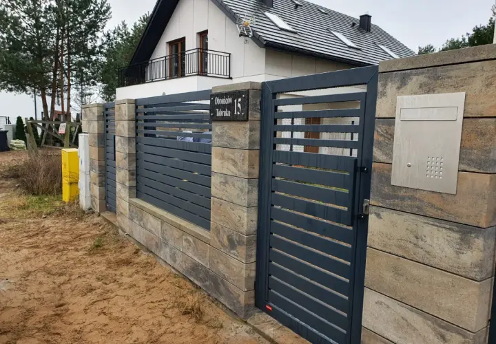Ile kosztuje ogrodzenie? Poznaj prawdziwe ceny i uniknij wpadek
