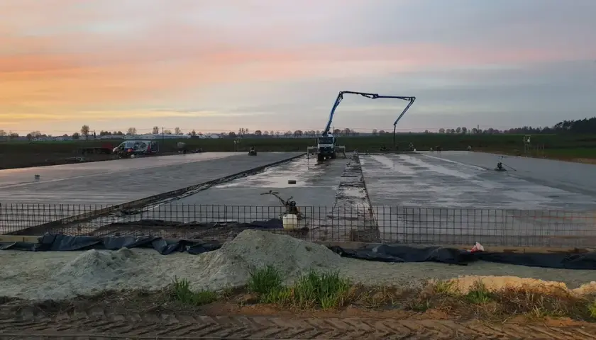 Koszt budowy płyty obornikowej. Ile zapłacisz za solidną inwestycję w gospodarstwie?